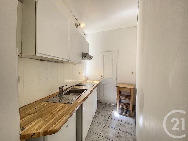 Appartement T2 à vendre - 2 pièces - 35.03 m2 - BREST - 29 - BRETAGNE - Century 21 Associés Conseils Immobilier Appartement T2 à vendre - 2 pièces - 35.03 m2 - BREST - 29 - BRETAGNE - Century 21 Associés Conseils Immobilier