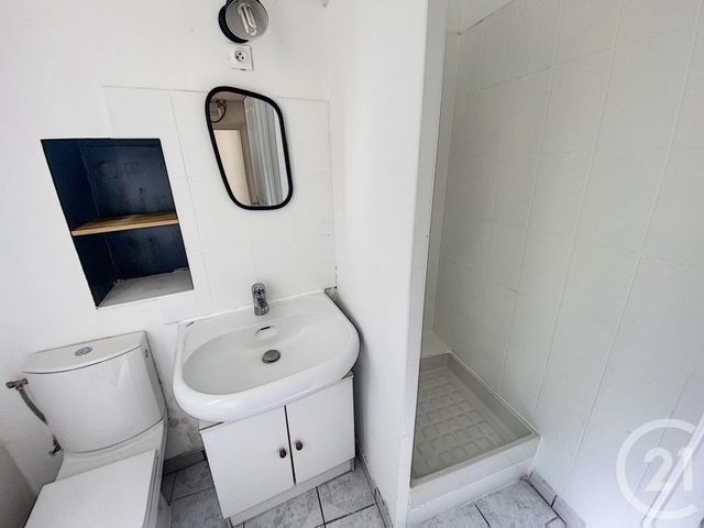 Appartement T2 à vendre - 2 pièces - 35.03 m2 - BREST - 29 - BRETAGNE - Century 21 Associés Conseils Immobilier Appartement T2 à vendre - 2 pièces - 35.03 m2 - BREST - 29 - BRETAGNE - Century 21 Associés Conseils Immobilier