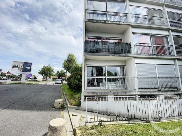 Afficher la photo en grand Appartement T3 à vendre - 3 pièces - 64.0 m2 - BREST - 29 - BRETAGNE - Century 21 Associés Conseils Immobilier