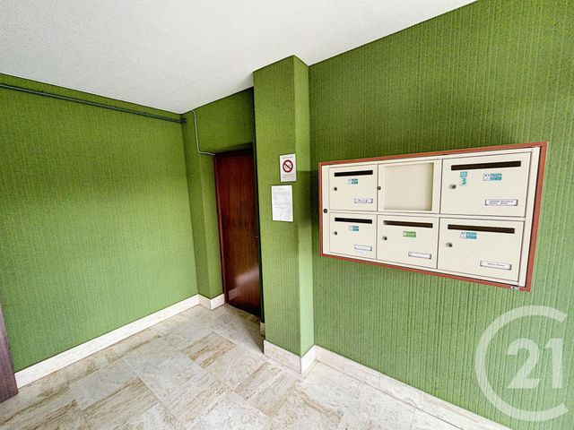 Appartement T2 à vendre - 2 pièces - 52.0 m2 - BREST - 29 - BRETAGNE - Century 21 Associés Conseils Immobilier Appartement T2 à vendre - 2 pièces - 52.0 m2 - BREST - 29 - BRETAGNE - Century 21 Associés Conseils Immobilier