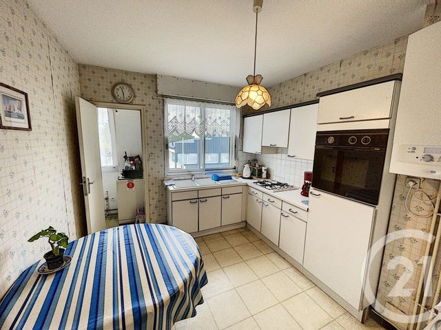 Appartement T2 à vendre - 2 pièces - 52.0 m2 - BREST - 29 - BRETAGNE - Century 21 Associés Conseils Immobilier Appartement T2 à vendre - 2 pièces - 52.0 m2 - BREST - 29 - BRETAGNE - Century 21 Associés Conseils Immobilier