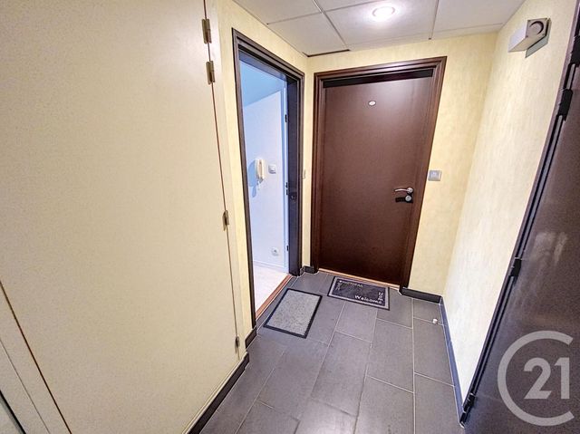 Afficher la photo en grand Appartement T2 à vendre - 2 pièces - 39.57 m2 - LESNEVEN - 29 - BRETAGNE - Century 21 Associés Conseils Immobilier