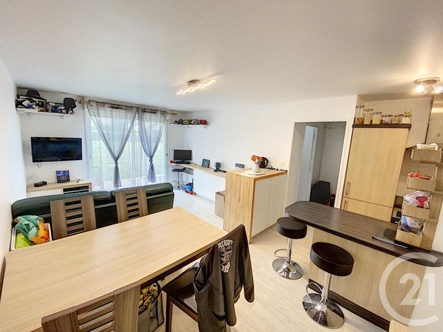 Afficher la photo en grand Appartement T2 à vendre - 2 pièces - 39.57 m2 - LESNEVEN - 29 - BRETAGNE - Century 21 Associés Conseils Immobilier