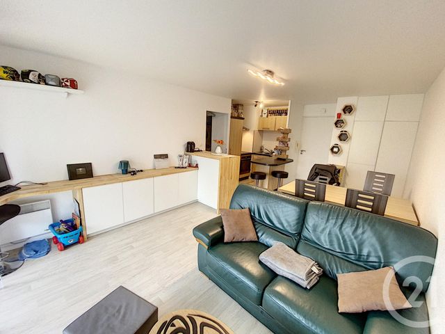 Afficher la photo en grand Appartement T2 à vendre - 2 pièces - 39.57 m2 - LESNEVEN - 29 - BRETAGNE - Century 21 Associés Conseils Immobilier