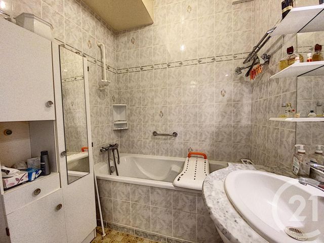 Afficher la photo en grand Appartement T4 à vendre - 4 pièces - 80.74 m2 - BREST - 29 - BRETAGNE - Century 21 Associés Conseils Immobilier