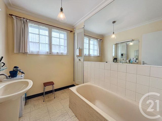 maison à vendre - 7 pièces - 118.2 m2 - LAMPAUL PLOUARZEL - 29 - BRETAGNE - Century 21 Associés Conseils Immobilier