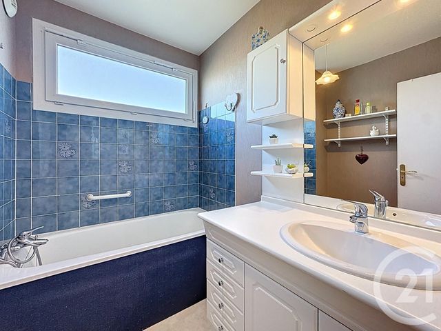 Appartement T5 à vendre - 5 pièces - 100.67 m2 - BREST - 29 - BRETAGNE - Century 21 Associés Conseils Immobilier