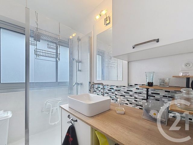 Appartement T3 à vendre - 3 pièces - 69.33 m2 - BREST - 29 - BRETAGNE - Century 21 Associés Conseils Immobilier