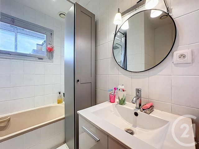 Appartement T3 à vendre - 3 pièces - 66.0 m2 - BREST - 29 - BRETAGNE - Century 21 Associés Conseils Immobilier