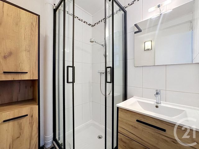 Appartement T2 à vendre - 2 pièces - 42.0 m2 - BREST - 29 - BRETAGNE - Century 21 Associés Conseils Immobilier