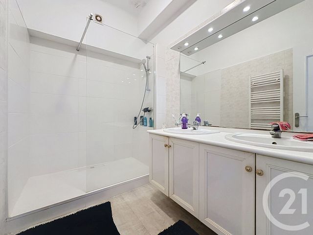 Appartement T5 à vendre - 5 pièces - 94.0 m2 - BREST - 29 - BRETAGNE - Century 21 Associés Conseils Immobilier