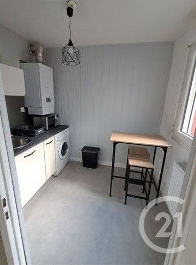 Appartement T1 à vendre - 1 pièce - 29.0 m2 - BREST - 29 - BRETAGNE - Century 21 Associés Conseils Immobilier
