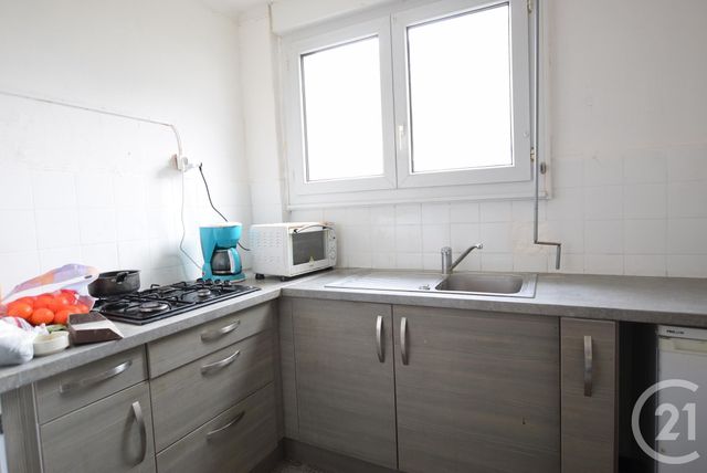 Appartement T4 à vendre - 3 pièces - 59.04 m2 - BREST - 29 - BRETAGNE - Century 21 Associés Conseils Immobilier Appartement T4 à vendre - 3 pièces - 59.04 m2 - BREST - 29 - BRETAGNE - Century 21 Associés Conseils Immobilier
