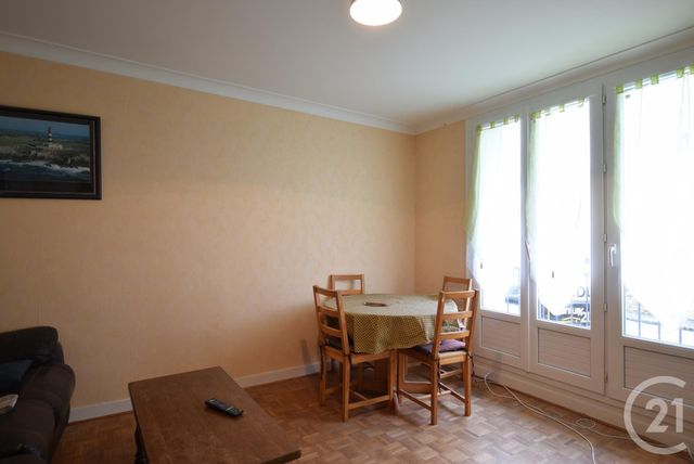 Appartement T4 à vendre - 3 pièces - 59.04 m2 - BREST - 29 - BRETAGNE - Century 21 Associés Conseils Immobilier Appartement T4 à vendre - 3 pièces - 59.04 m2 - BREST - 29 - BRETAGNE - Century 21 Associés Conseils Immobilier